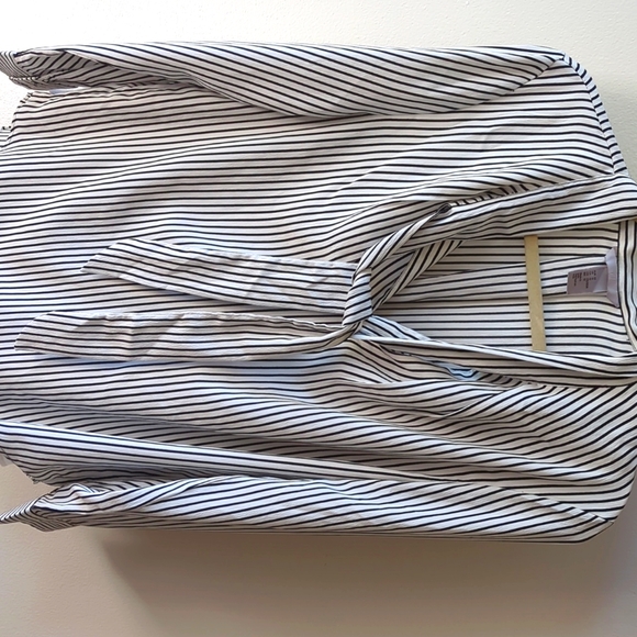 Dressy Black/White Stripped H&M Dress shirt - Picture 4 of 6